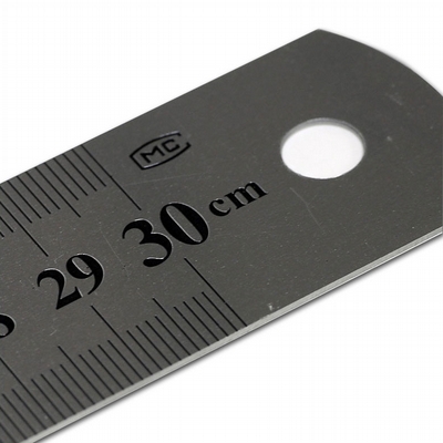 Merkloos Stalen liniaal 30 cm met tweezijdige mm-verdeling